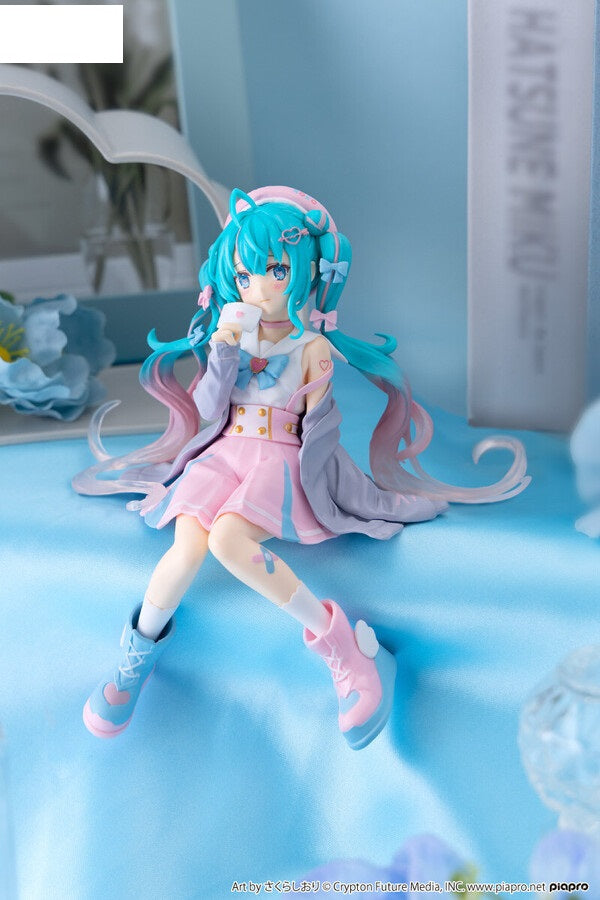 PREORDINE ESAURITO Hatsune Miku Noodle Stopper PVC Statue Hatsune Miku / Love Sailor Gray Ver.