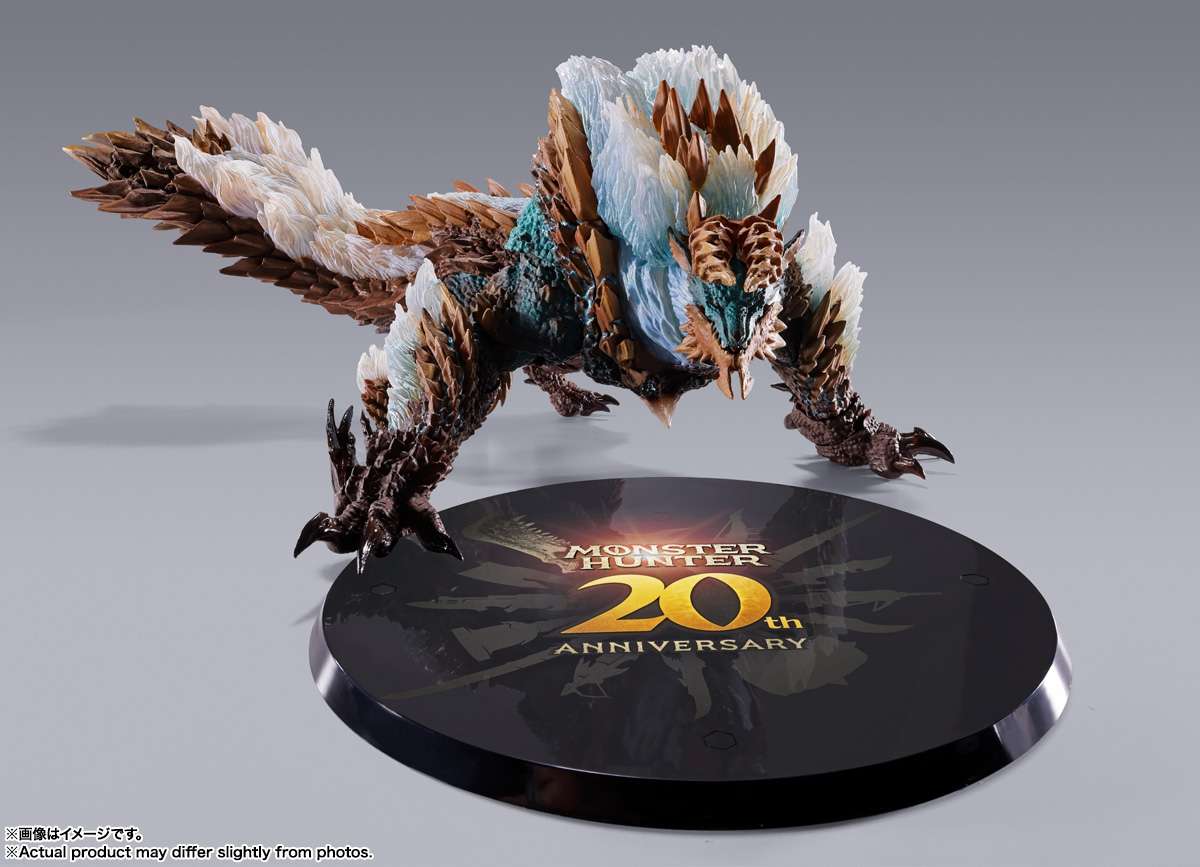 PREORDINE ESAURITO Monster Hunter Zinogre - 20th Ann S.H.Monsterarts