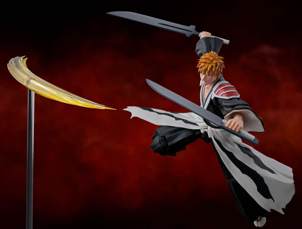 PREORDINE ESAURITO Bleach Ichigo Kurosaki Dual Zangetsu Sh Figuarts