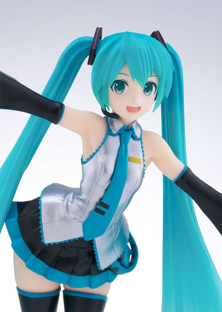PREORDINE ESAURITO Hatsune Miku Translucent Color Pop Up Parade Figure (H)