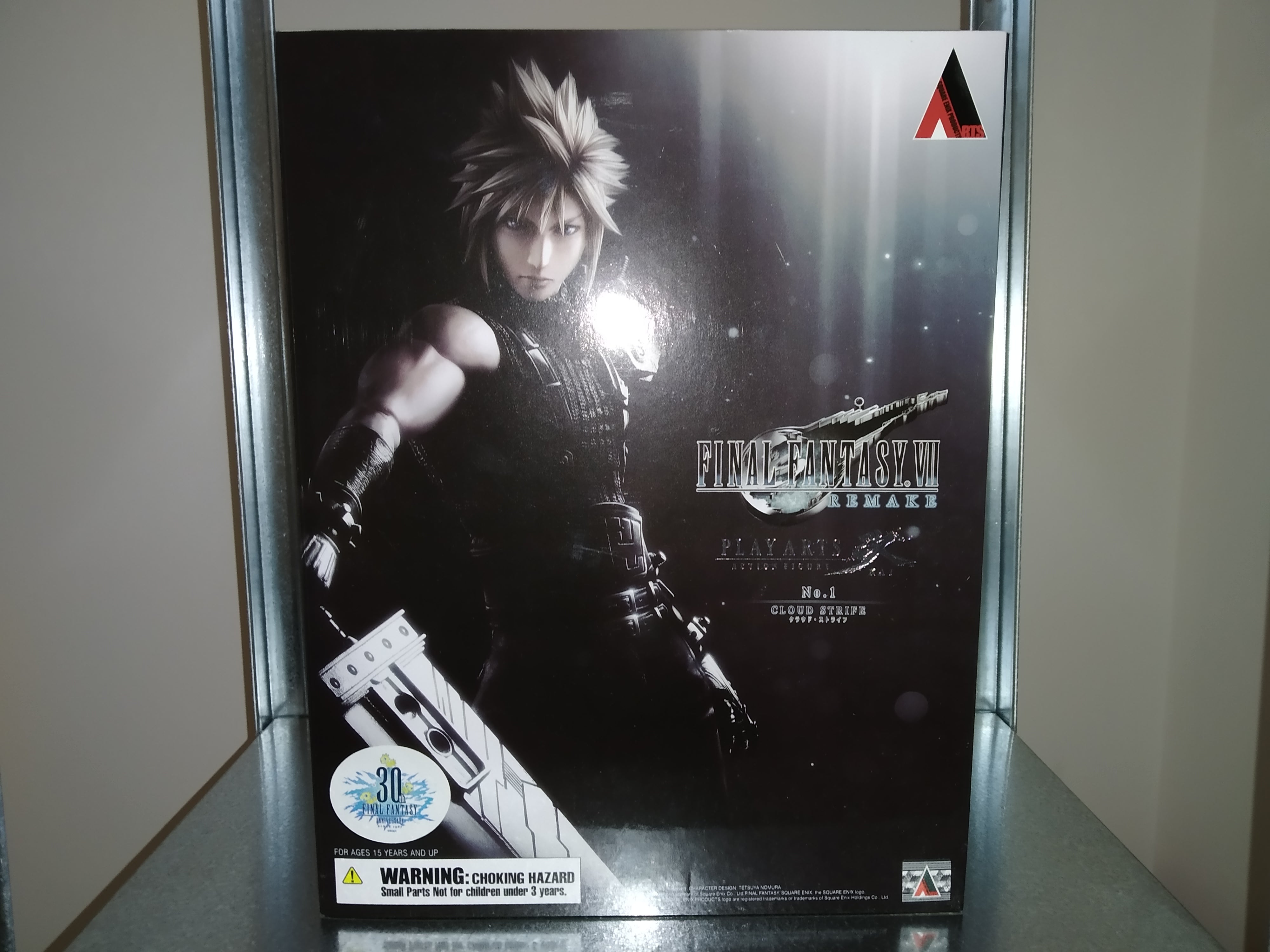 Final Fantasy VII Remake Play Arts Kai Action Figure No. 1 Cloud Strife 28 cm