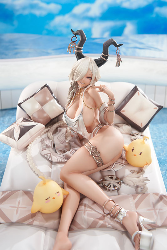PREORDINE 01/2026 Azur Lane Owari Shimmering Forsythia Ver. 17 cm Statue 1/7 (PREORDINE NON CANCELLABILE)