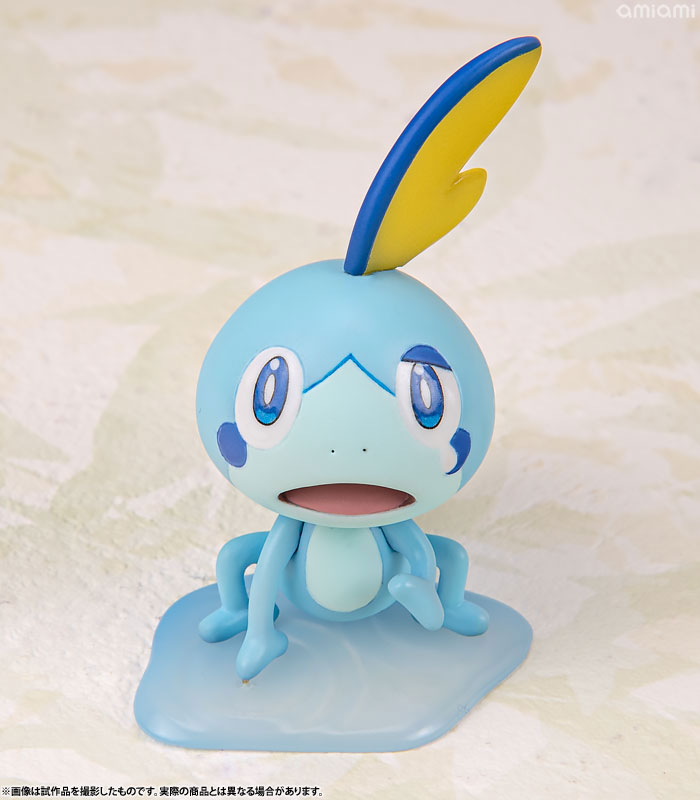 PREORDINE+ 08/2025 Pokémon ARTFXJ Gloria & Sobble 21 cm Statue 1/8