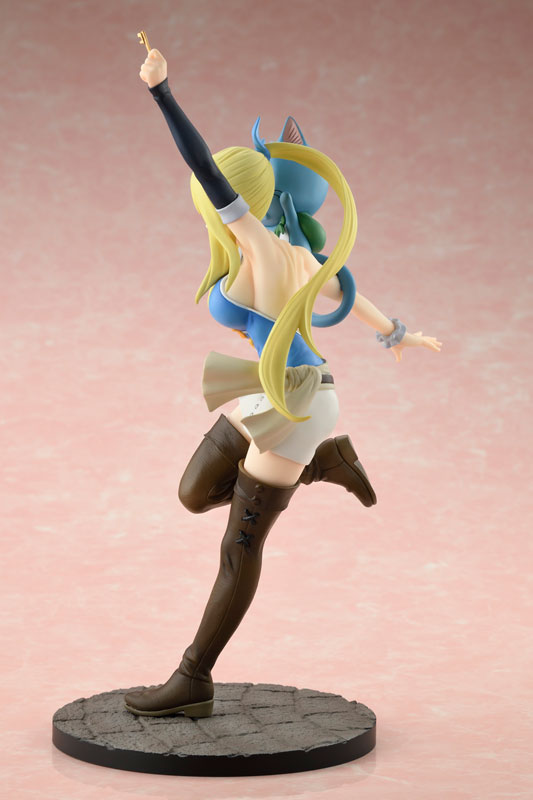 PREORDINE+ 07/2025 Fairy Tail Statue 1/8 Lucy Heartfilia Wink Ver. 23 cm