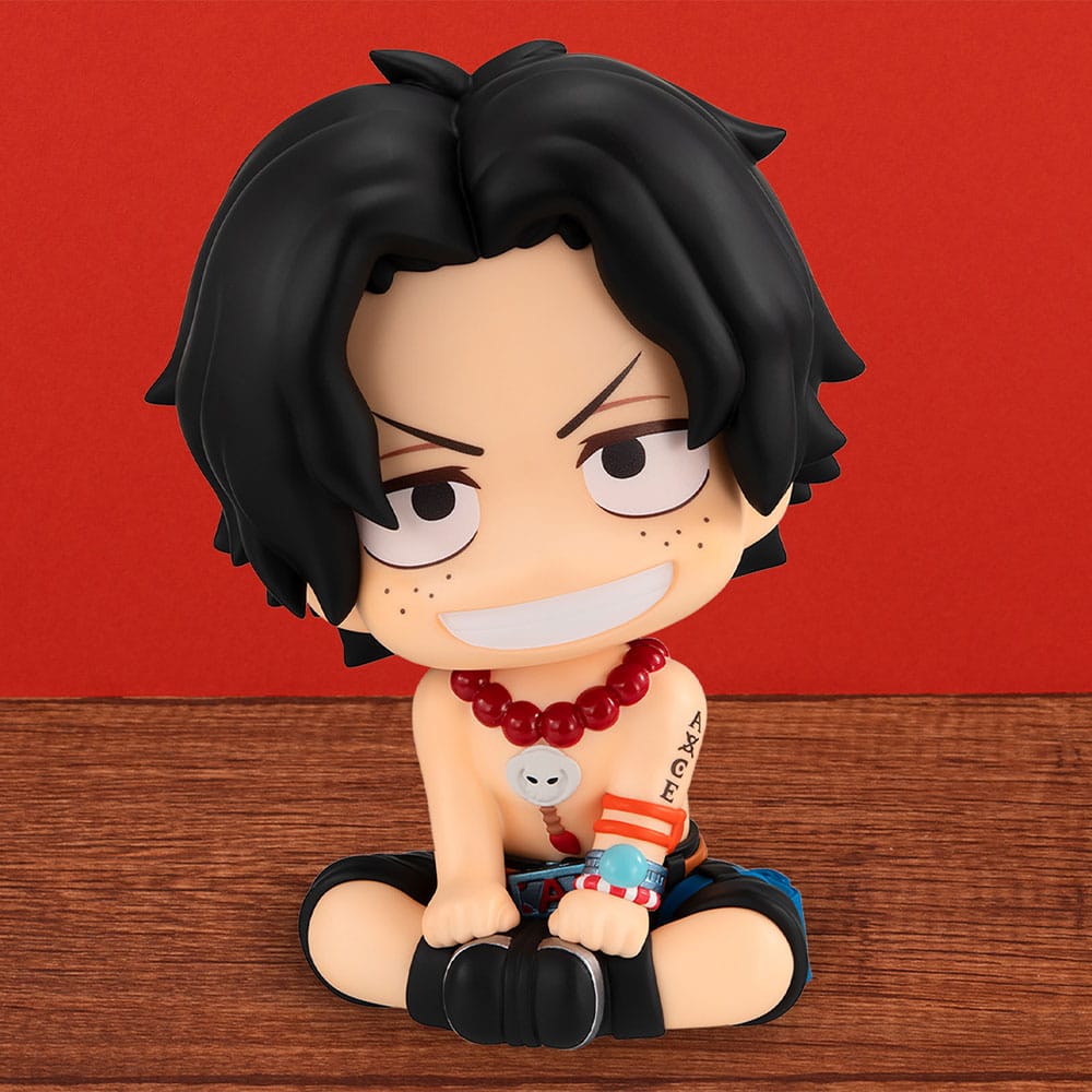 PREORDINE CHIUSO 04/2025 One Piece Look Up Figure Portgas D. Ace 11 cm (PREORDINE NON CANCELLABILE)
