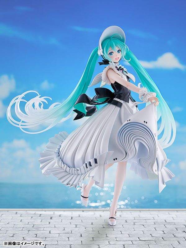 PREORDINE+ 03/2026 Character Vocal Series 01: Hatsune Miku Characters Statue 1/7 Symphony: 2023 Ver. 26 cm
