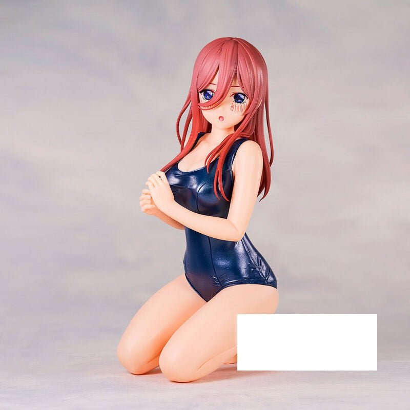 PREORDINE ESAURITO Figure Miku Nakano School Style Celestial Vivi The Quintessential Quintuplets Movie 12cm