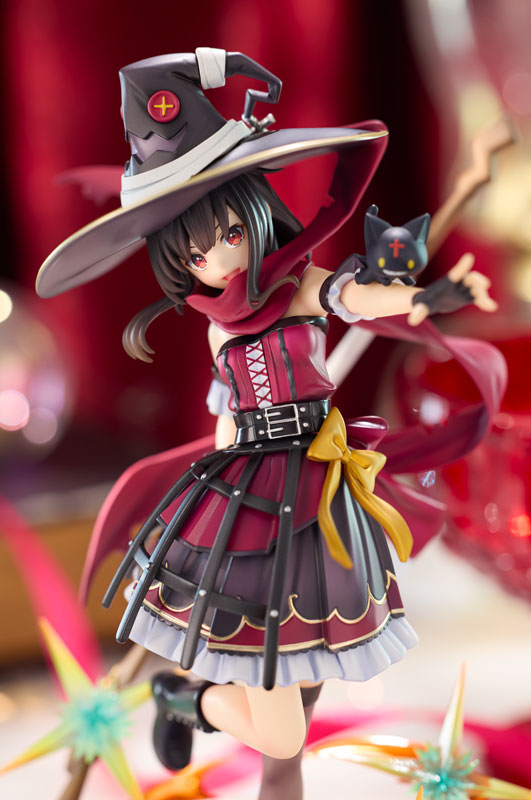 PREORDINE+ 07/2025 Konosuba God's blessing on this wonderful world! Figure Megumin: Light Novel 10th Anniversary Ver. 18 cm