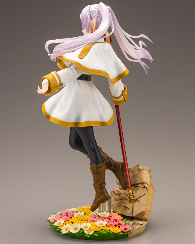 PREORDINE ESAURITO Frieren: Beyond Journey's End PVC Statue 1/7 Frieren 24 cm