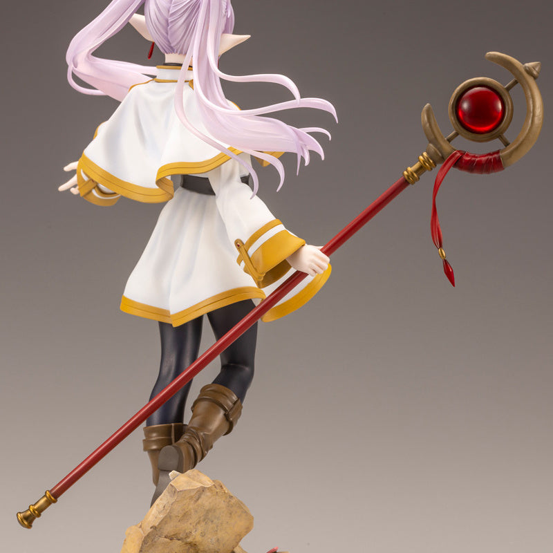 PREORDINE ESAURITO Frieren: Beyond Journey's End PVC Statue 1/7 Frieren 24 cm