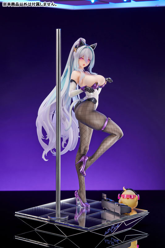 PREORDINE CHIUSO 02/2026 Azur Lane Kearsarge All-Night Charge Ver. 30 cm Statue 1/7 (PREORDINE NON CANCELLABILE)