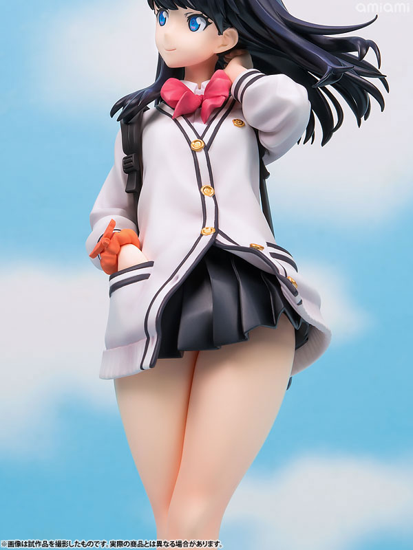 PREORDINE+ 08/2025 SSSS.Gridman Rikka Takarada 24 cm Statue 1/7