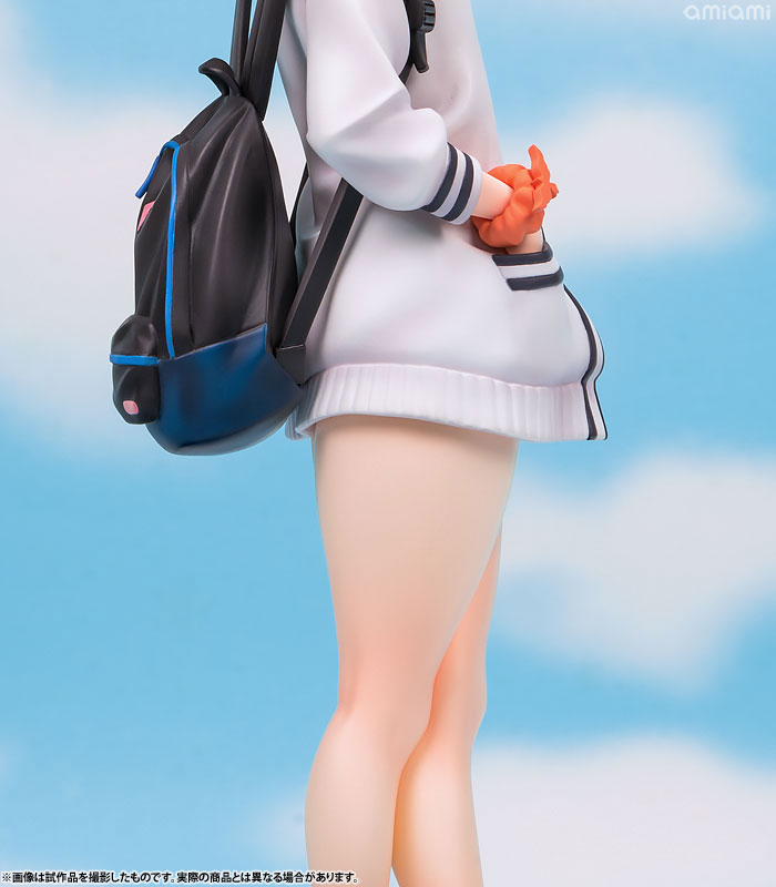 PREORDINE+ 08/2025 SSSS.Gridman Rikka Takarada 24 cm Statue 1/7