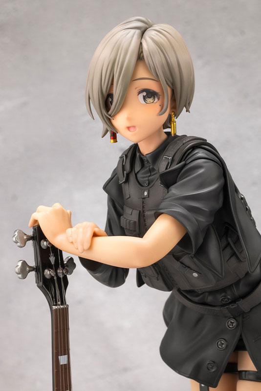 PREORDINE+ 09/2025 Girls Band Cry PVC Statue 1/7 Rupa 24 cm