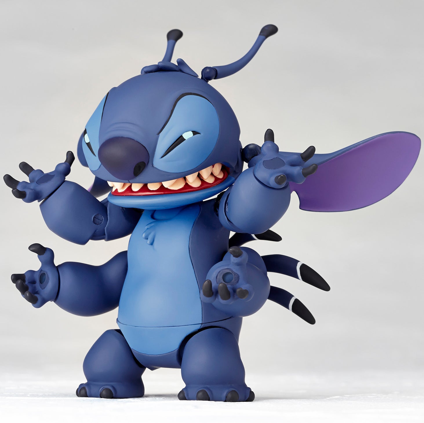 PREORDINE ESAURITO Revoltech Disney Stitch (Experiment 626)