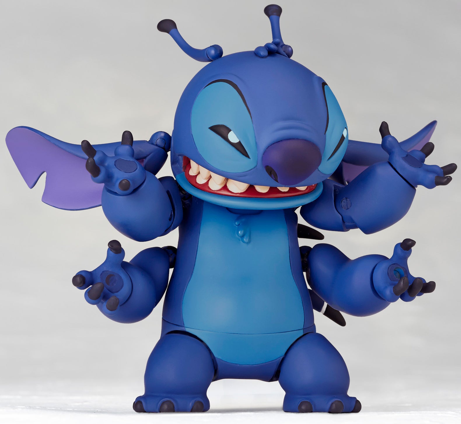 PREORDINE ESAURITO Revoltech Disney Stitch (Experiment 626)