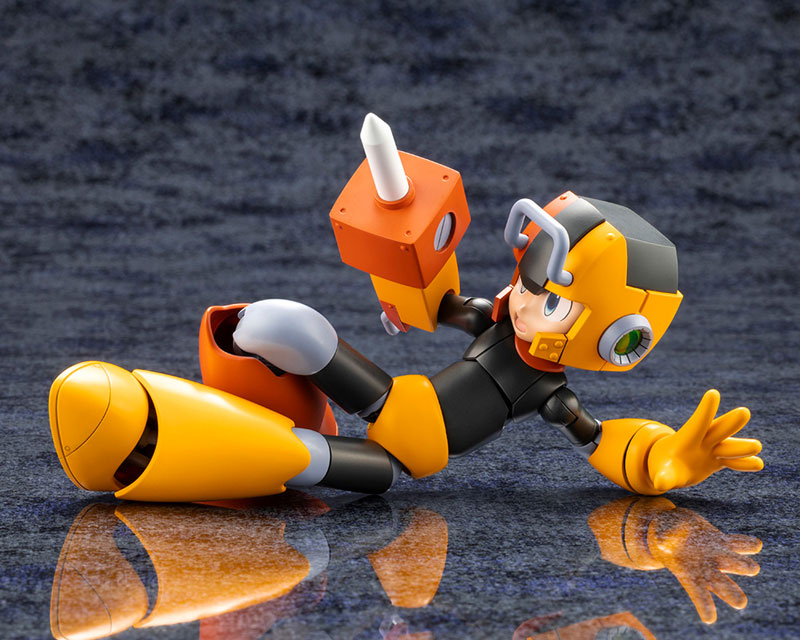 PREORDINE+ 07/2025 Mega Man Pile Drive Ver. Model