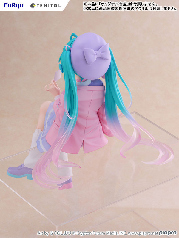 PREORDINE 09/2025 Hatsune Miku Tenitol Noodle Stopper Figure Love Blazer 32 cm (PREORDINE NON CANCELLABILE)
