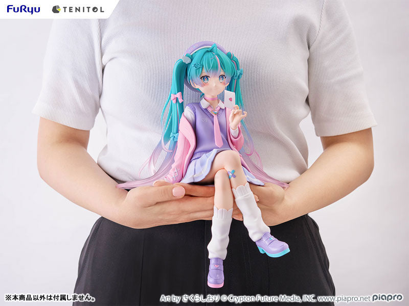 PREORDINE 09/2025 Hatsune Miku Tenitol Noodle Stopper Figure Love Blazer 32 cm (PREORDINE NON CANCELLABILE)