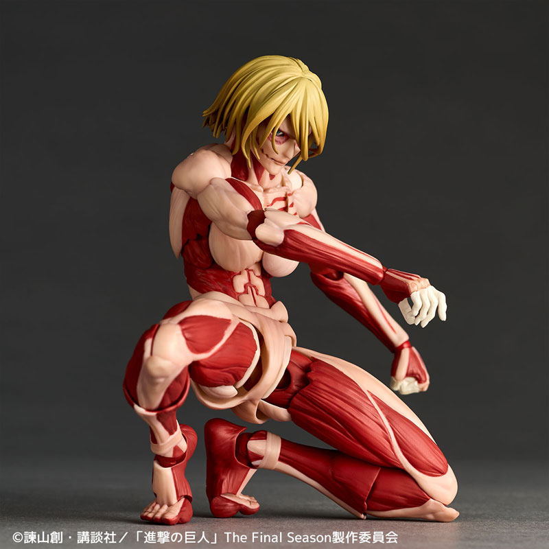 PREORDINE+ CHIUSO 09/2025 Amazing Yamaguchi Attack on Titan Female Titan (J)