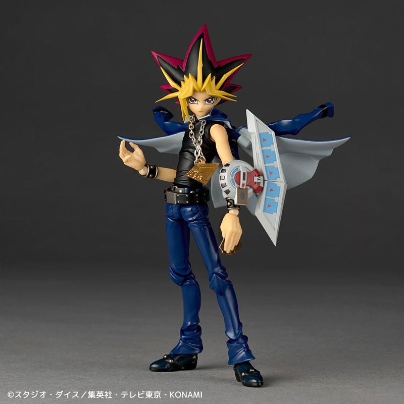 PREORDINE+ 10/2025 Revoltech Yu-Gi-Oh! Duel Monsters Yami Yugi Action Figure