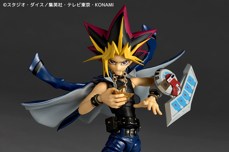 PREORDINE+ 10/2025 Revoltech Yu-Gi-Oh! Duel Monsters Yami Yugi Action Figure