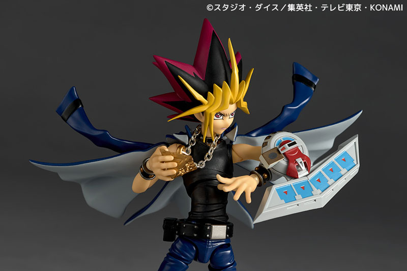 PREORDINE+ 10/2025 Revoltech Yu-Gi-Oh! Duel Monsters Yami Yugi Action Figure