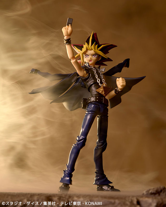 PREORDINE+ 10/2025 Revoltech Yu-Gi-Oh! Duel Monsters Yami Yugi Action Figure