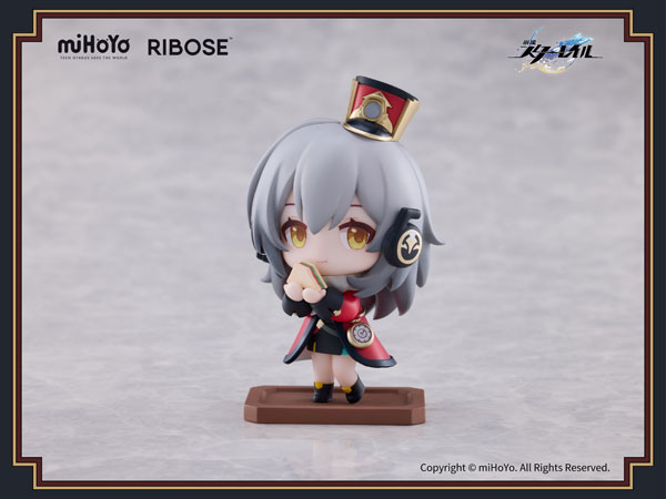 PREORDINE ESAURITO Honkai: Star Rail Welcome to Train Tea Party Chibi Figur Trailblazer (Female) 8 cm