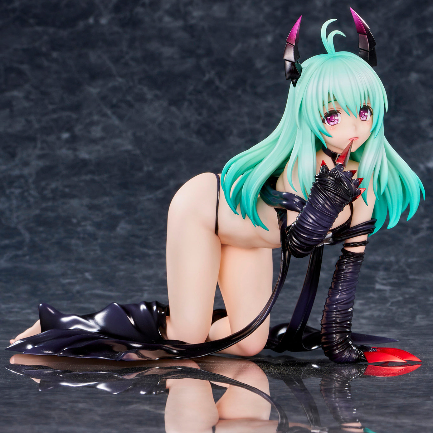 PREORDINE ESAURITO To Love-Ru Darkness - Run Elsie Jewelria Darkness Ver. Statue