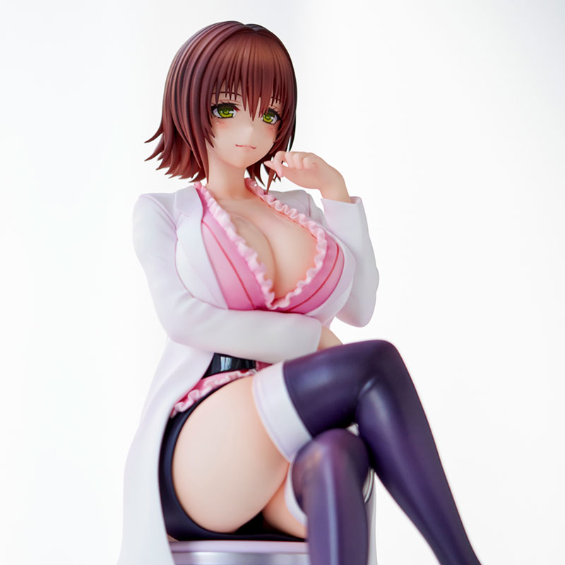 PREORDINE+ 07/2025 To Love-Ru Darkness Statue Nurse Series: Ryoko Mikado School Nurse Ver. 23 cm