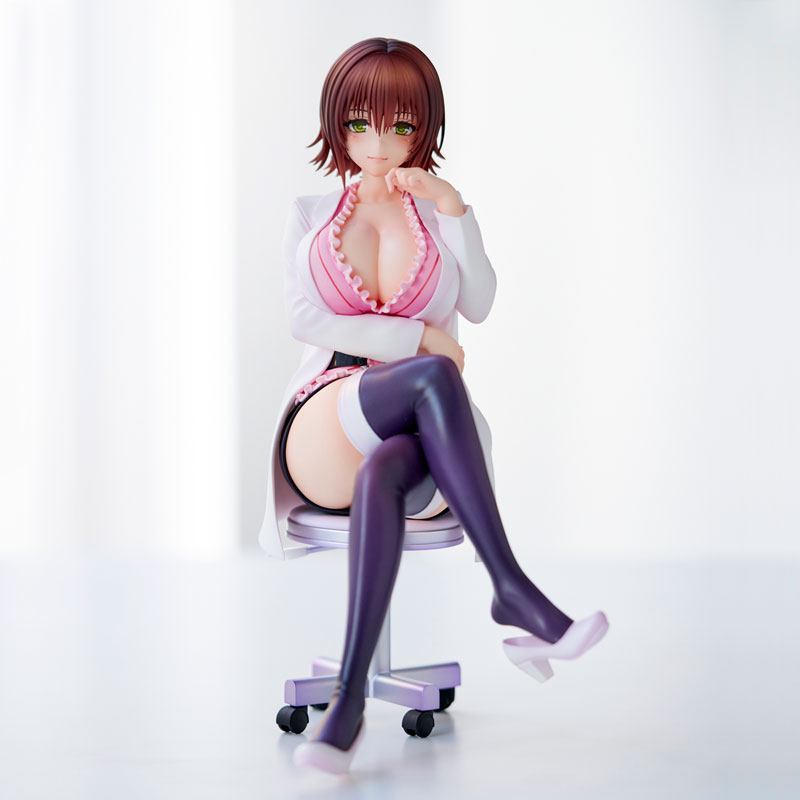 PREORDINE+ 07/2025 To Love-Ru Darkness Statue Nurse Series: Ryoko Mikado School Nurse Ver. 23 cm