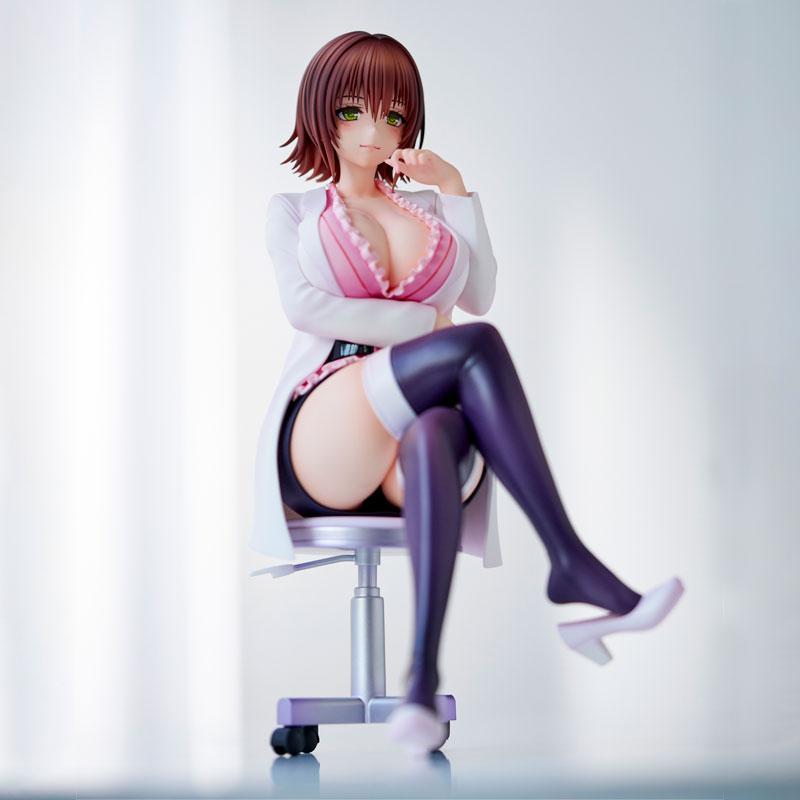 PREORDINE+ 07/2025 To Love-Ru Darkness Statue Nurse Series: Ryoko Mikado School Nurse Ver. 23 cm