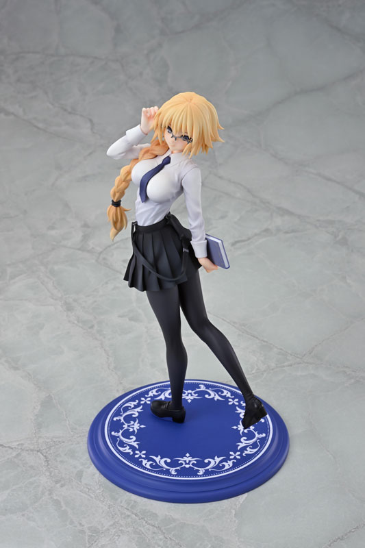 PREORDINE+ 08/2025 Fate/Apocrypha Ruler (Jeanne d'Arc) Original Glasses Model Ver. 23 cm Statue 1/7