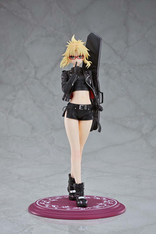 PREORDINE+ 08/2025 Fate/Apocrypha Red Saber (Mordred) Original Glasses Model Ver. 22 cm Statue 1/7