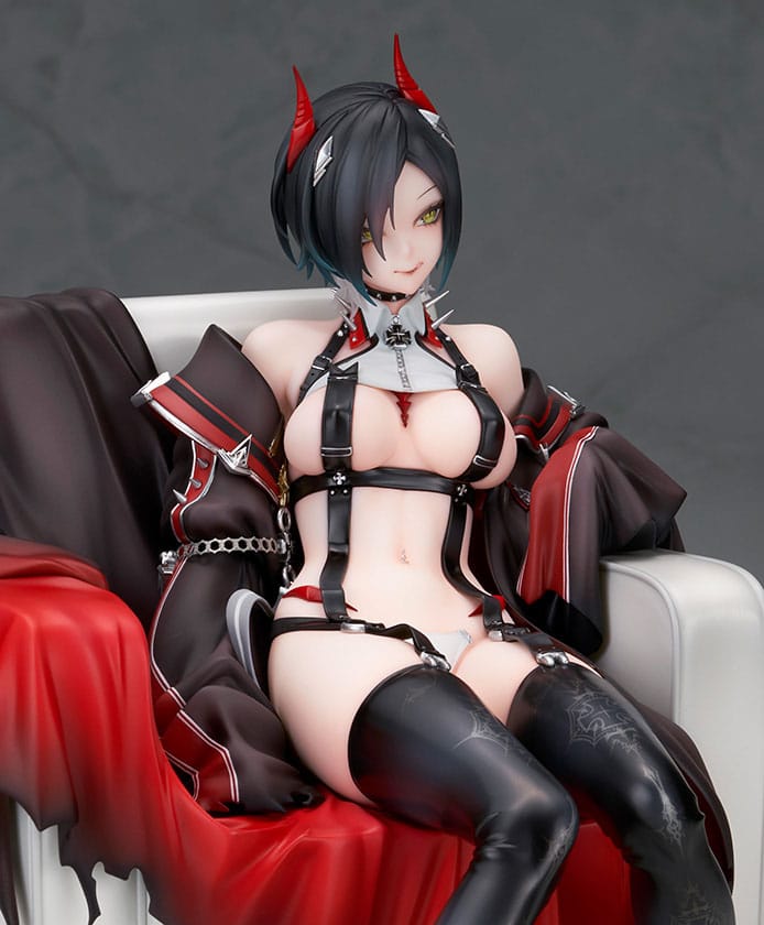 PREORDINE 08/2025 Azur Lane Statue Ulrich von Hutten AmiAmi Exclusive 20 cm (PREORDINE NON CANCELLABILE)
