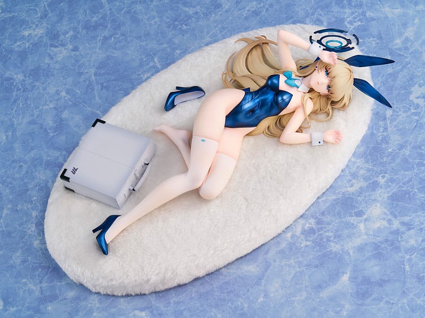 SU ORDINAZIONE Blue Archive PVC Statue 1/7 Toki (Bunny Girl) Memorial Lobby Ver. 30 cm