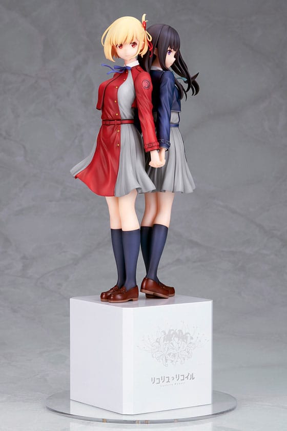 PREORDINE 04/2026 Lycoris Recoil PVC Statue 1/8 Chisato Nishikigi & Takina Inoue 30 cm (PREORDINE NON CANCELLABILE)