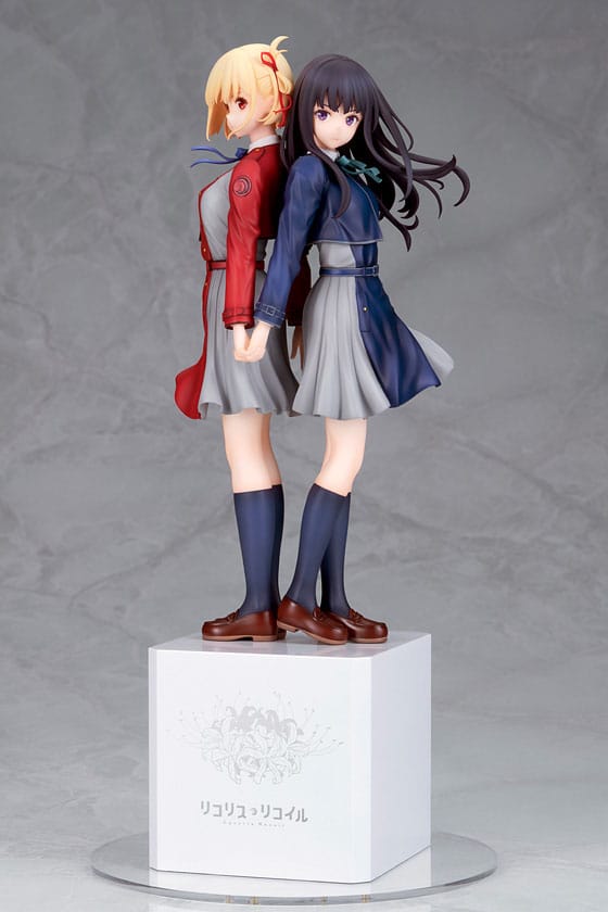 PREORDINE 04/2026 Lycoris Recoil PVC Statue 1/8 Chisato Nishikigi & Takina Inoue 30 cm (PREORDINE NON CANCELLABILE)