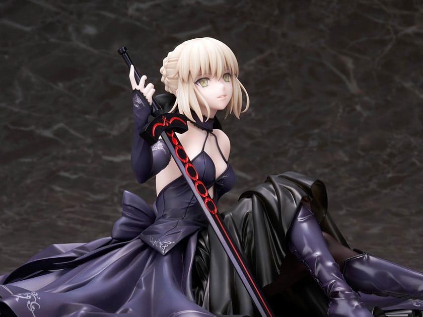 PREORDINE 06/2026 Fate/Grand Order PVC Statue Saber/Altria Pendragon (Star of Twilight Ver.) 13 cm (PREORDINE NON CANCELLABILE)