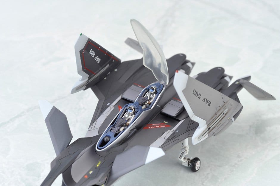 PREORDINE+ 10/2027 Yukikaze Fairy Air Force Tactical Reconnaissance Model Kit 1/100 FFR-41MR Mave Yukikaze Renewal Ver. 19 cm
