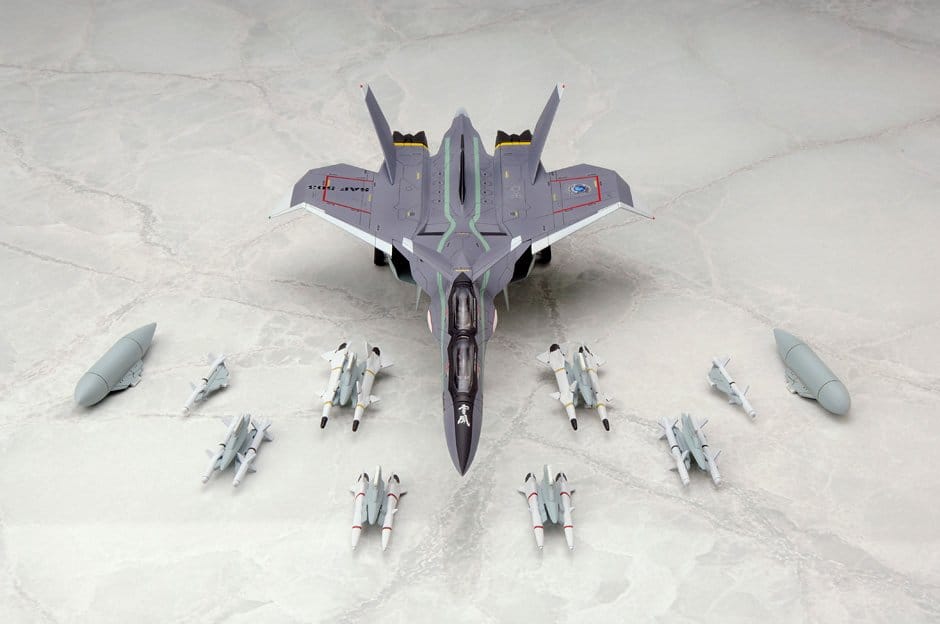 PREORDINE+ 11/2027 Yukikaze Fairy Air Force Tactical Reconnaissance Model Kit 1/100 FFR-31MR/D Super Sylph Yukikaze Renewal Ver. 22 cm