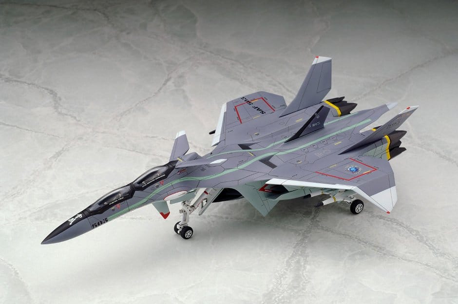 PREORDINE+ 11/2027 Yukikaze Fairy Air Force Tactical Reconnaissance Model Kit 1/100 FFR-31MR/D Super Sylph Yukikaze Renewal Ver. 22 cm