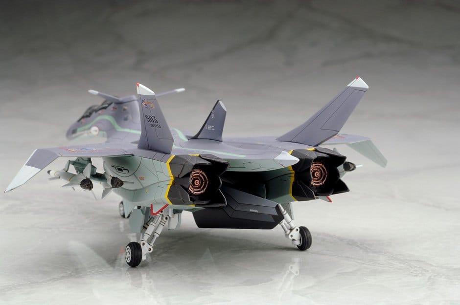 PREORDINE+ 11/2027 Yukikaze Fairy Air Force Tactical Reconnaissance Model Kit 1/100 FFR-31MR/D Super Sylph Yukikaze Renewal Ver. 22 cm