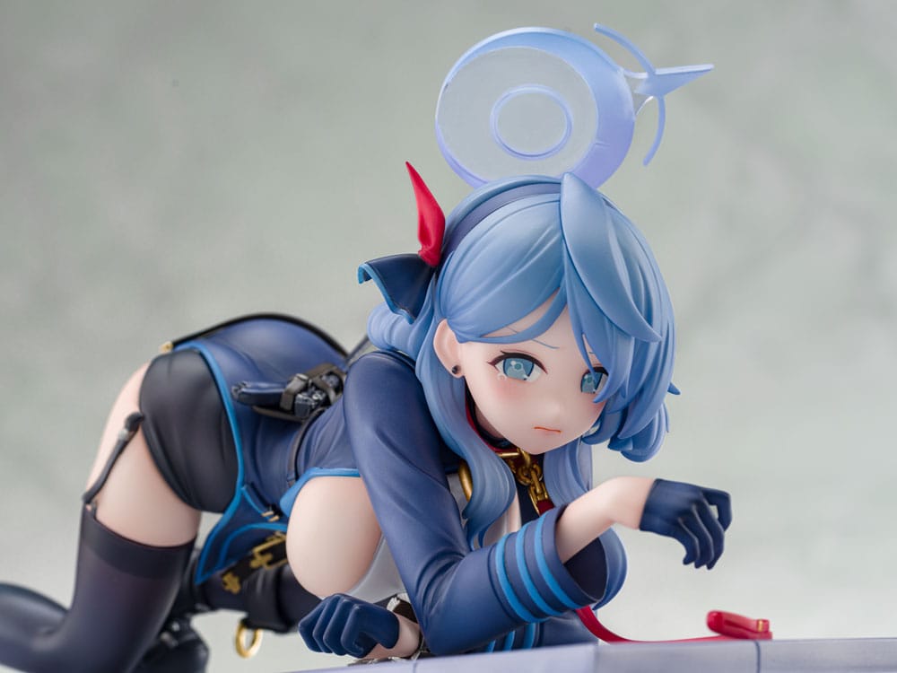 SU ORDINAZIONE Blue Archive PVC Statue 1/7 Ako Memorial Lobby Ver. 23 cm