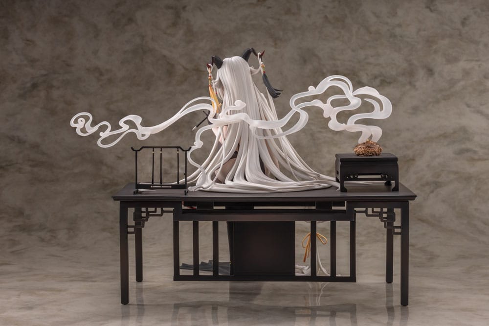 PREORDINE+ 08/2025 Azur Lane Agir Golden Dragon Among Auspicious Clouds Ver. 22 cm Statue 1/6