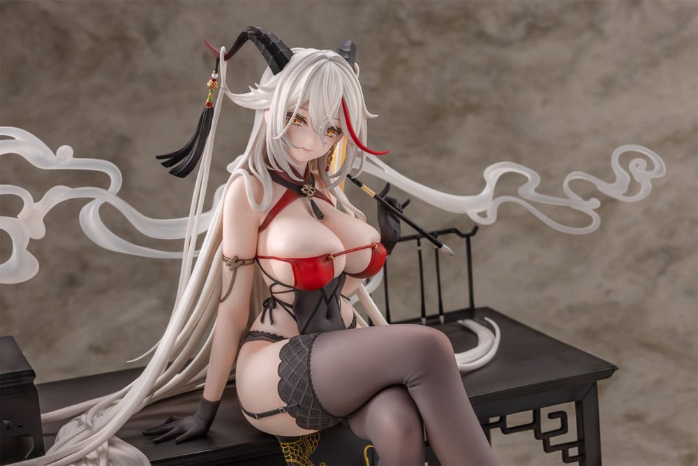 PREORDINE+ 08/2025 Azur Lane Agir Golden Dragon Among Auspicious Clouds Ver. 22 cm Statue 1/6