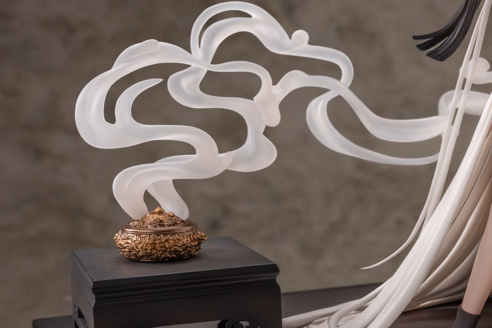 PREORDINE+ 08/2025 Azur Lane Agir Golden Dragon Among Auspicious Clouds Ver. 22 cm Statue 1/6