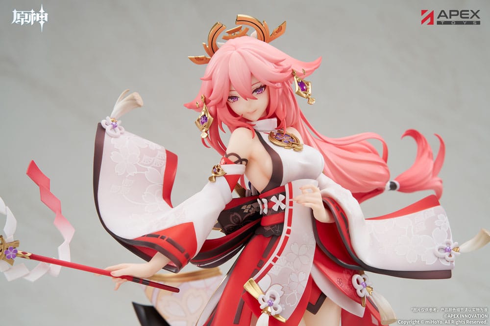 PREORDINE 08/2026 Genshin Impact PVC Statue 1/7 Yae Miko Astute Amusement Ver. 28 cm (PREORDINE NON CANCELLABILE)