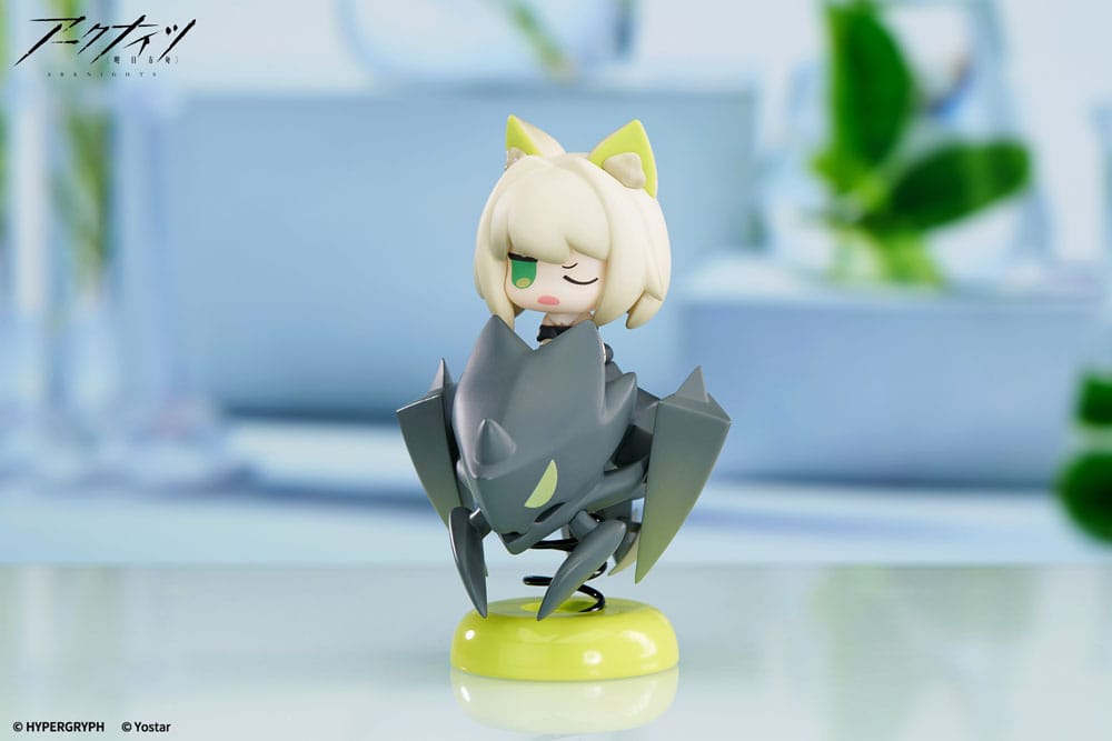 PREORDINE+ 02/2026 Arknights PVC Statue Happy Shake Series Kal'tsit 10 cm
